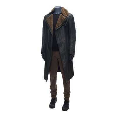 53. K's (Ryan Gosling) Costume with Coat Matched to Wallace Memory Vault Scene ### BLADE RUNNER 2049 (2017)