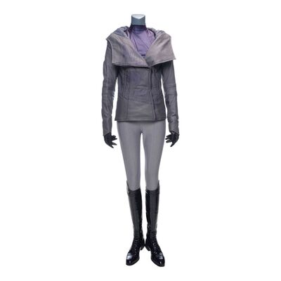 137. Luv's (Sylvia Hoeks) Gray Costume ### BLADE RUNNER 2049 (2017)