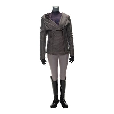 147. Luv's (Sylvia Hoeks) Distressed Gray Costume with Matched Jacket for Water Scenes ### BLADE RUNNER 2049 (2017)