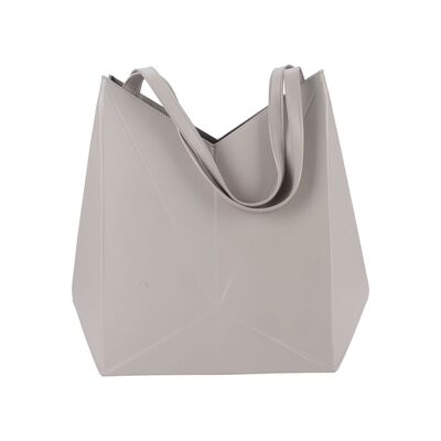 185. Luv's (Sylvia Hoeks) Handbag ### BLADE RUNNER 2049 (2017)