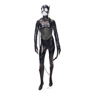 34. Catwoman's (Michelle Pfeiffer) Costume on Display ### BATMAN RETURNS (1992)