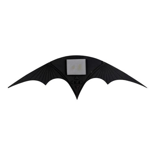 36. Planet Hollywood Collection: Batman's (Michael Keaton) Super-Batarang ### BATMAN RETURNS (1992)