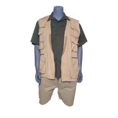 42. Walter Sobchak's (John Goodman) Costume ### THE BIG LEBOWSKI (1998)