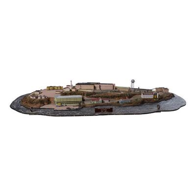 109. Historic Oversized Alcatraz Penitentiary and Island Model ### ESCAPE FROM ALCATRAZ (1979)