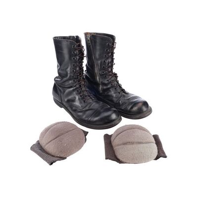 149. Egon Spengler's (Harold Ramis) Boots and Elbow Pads ### GHOSTBUSTERS (1984)