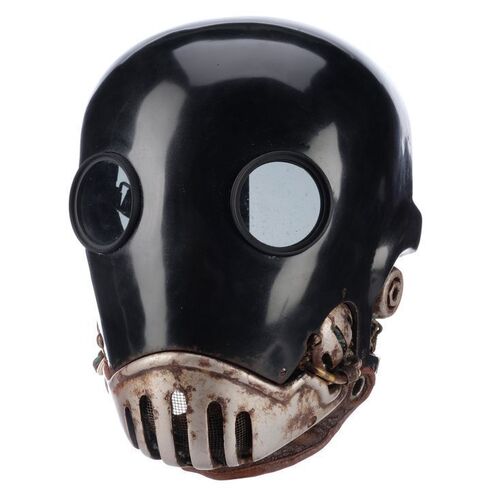 180. Karl Ruprect Kroenen's (Ladislav Beran) Mask ### HELLBOY (2004)