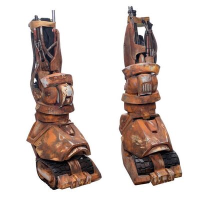 206. Pair of ABC Robot Legs with Screen-Matched Left Leg ### JUDGE DREDD (1995)