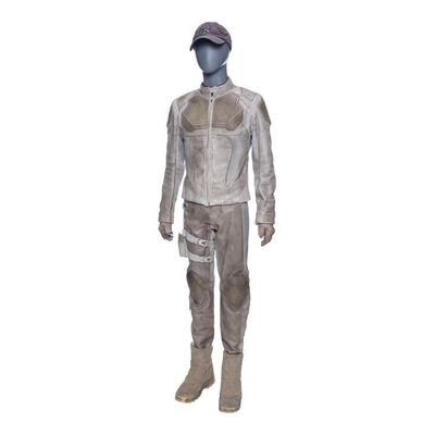 255. Jack's (Tom Cruise) Screen-Matched Light-Up Complete Technician Costume ### OBLIVION (2013)