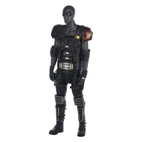 437. The Comedian's (Jeffrey Dean Morgan) Costume with Stunt Boots ### WATCHMEN (2009)