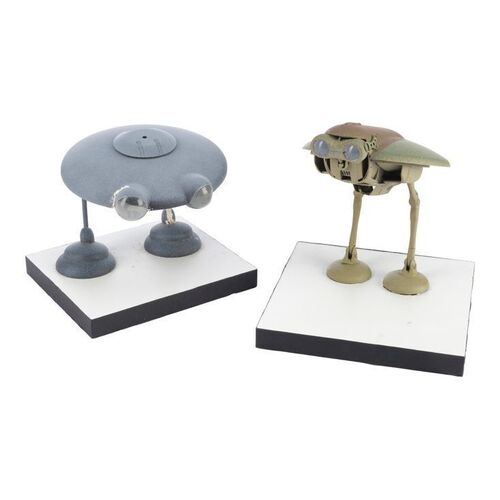 537. Pair of Fix-It Prototypes ### BATTERIES NOT INCLUDED (1987)
