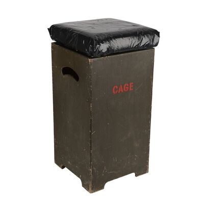 633. Tom Cruise's Personal Set Rest Box ### EDGE OF TOMORROW (2014)