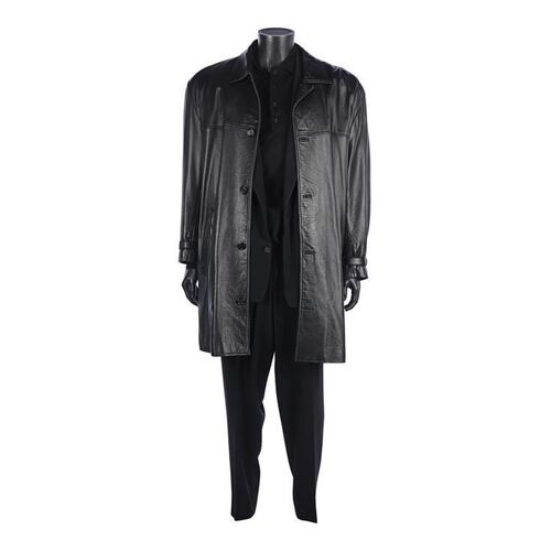 732. Chili Palmer's (John Travolta) Vesuvio's Suit and Jacket ### GET SHORTY (1995)