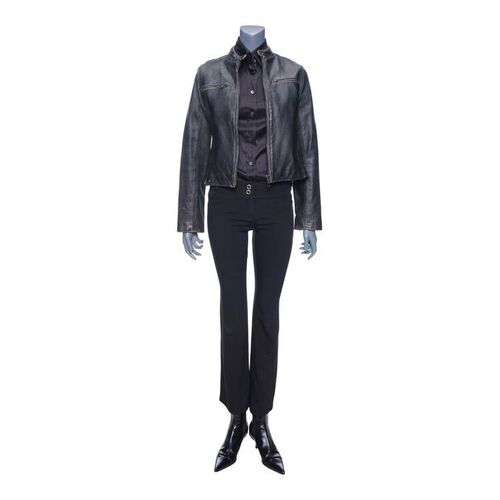 808. Jordan Two Delta's Train Escape Costume ### THE ISLAND (2005)