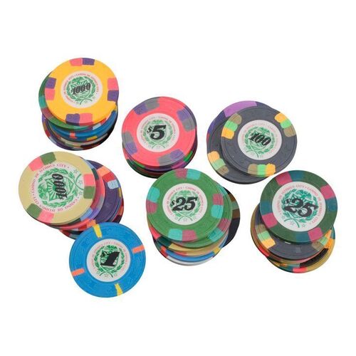 823. Set of 49 Casino de Isthmus City Chip Replicas ### JAMES BOND: LICENCE TO KILL (1989)