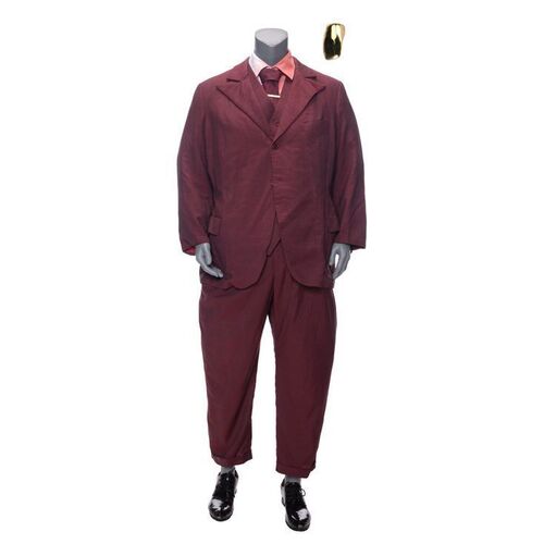 841. Killa's Distressed 3-Piece Suit with Gold Tooth ### JOHN WICK: CHAPTER 4 (2023)