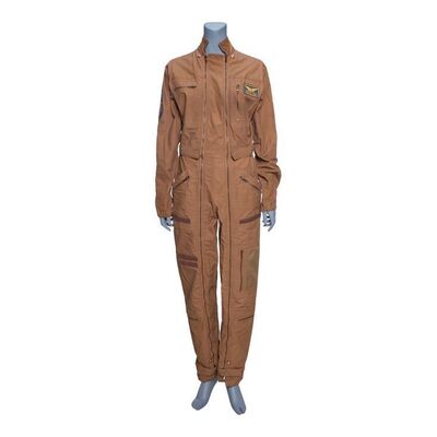 883. Miranda North's Flight Suit ### LIFE (2017)