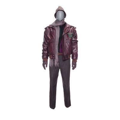 885. Mitch Henessey's (Samuel L. Jackson) Costume ### LONG KISS GOODNIGHT (1996)