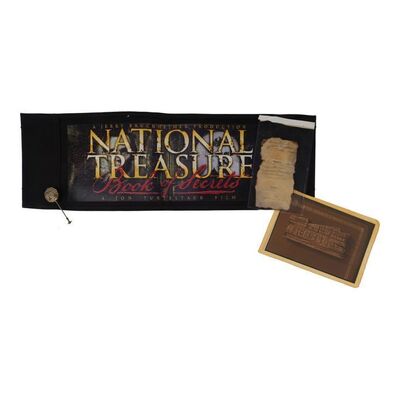 956. Cast Chairback, KGC Pin, Olmec Plank Photograph, and John Wilkes Booth (Christian Camargo) Diary Page ### NATIONAL TREASURE: BOOK OF SECRETS (2007)