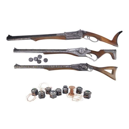 1019. Zack Snyder Collection: Veldt Trench Explosives and Stunt Rifles ### REBEL MOON - PART TWO: THE SCARGIVER (2024)