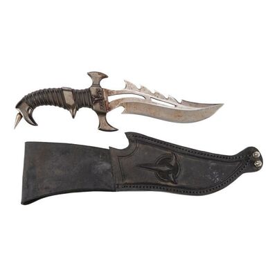 1107. B'etor's (Gwynyth Walsh) Screen-Matched Metal Klingon Knife and Sheath ### STAR TREK: GENERATIONS (1994)