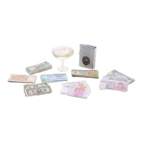 1252. Team America Lighter, Cocktail Glass, and International Currency Model Miniatures ### TEAM AMERICA: WORLD POLICE (2004)