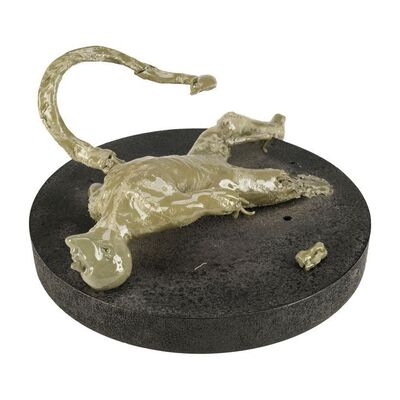 1274. Edvard-Thing Design Maquette ### THE THING (2011)