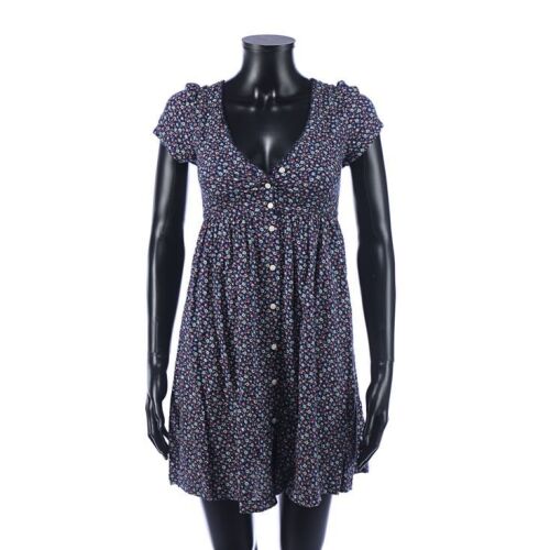 194. Beverly Marsh's (Sophia Lillis) Floral Dress ### IT (2017)