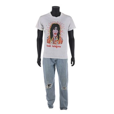 382. Garth Algar's (Dana Carvey) T-Shirt and Jeans ### WAYNE'S WORLD 2 (1993)