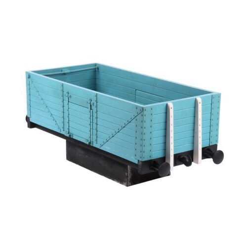 28. Large Blue 7-Plank Truck ### THOMAS & FRIENDS (TV SERIES, 1984-2008)