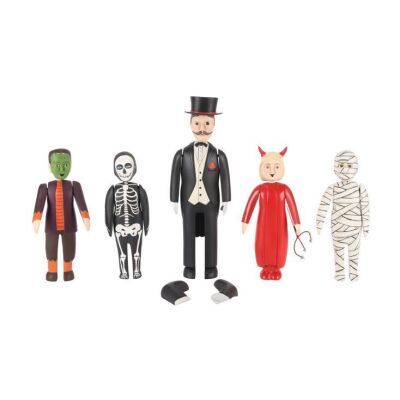 105. Magician and Collection of Halloween-Costumed Children ### THOMAS & FRIENDS (TV SERIES, 1984-2008)