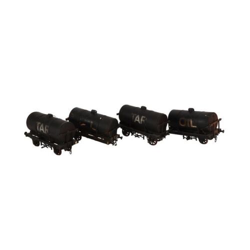 147. Pair of Oil Tankers and Pair of Tar Tankers ### THOMAS & FRIENDS (TV SERIES, 1984-2008)