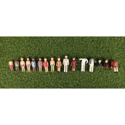 148. Collection of Ten Children and Six Miscellaneous Figures ### THOMAS & FRIENDS (TV SERIES, 1984-2008)
