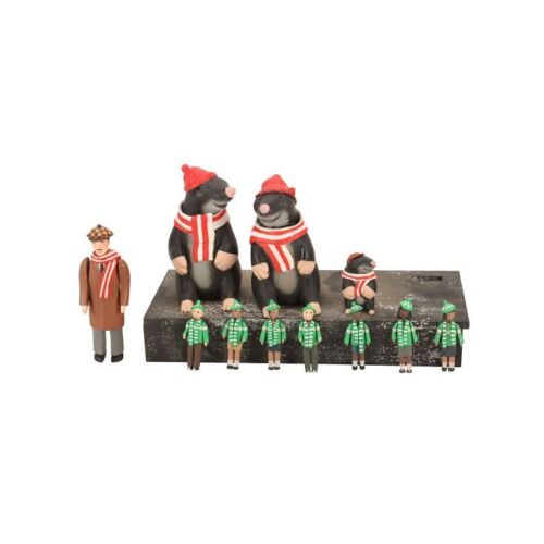 153. Football Linesman, Seven Supporters and Three Moles on Stage ### THOMAS & FRIENDS (TV SERIES, 1984-2008)