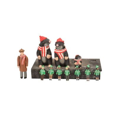 153. Football Linesman, Seven Supporters and Three Moles on Stage ### THOMAS & FRIENDS (TV SERIES, 1984-2008)