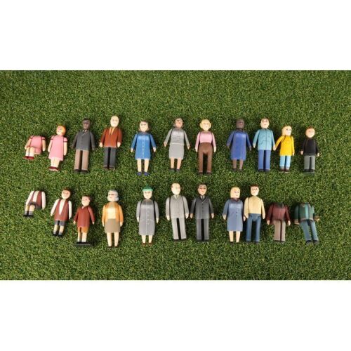 168. Collection of 18 Citizens and Spare Bodies ### THOMAS & FRIENDS (TV SERIES, 1984-2008)