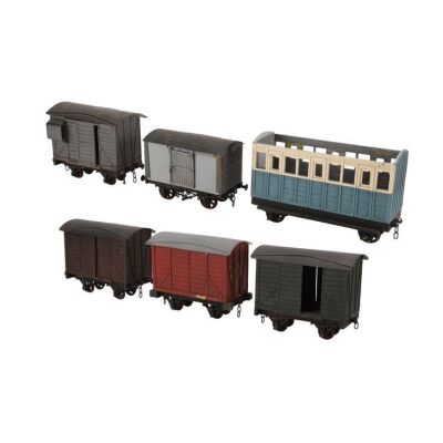 176. Four Box Vans, One Guard's Van and One Coach ### THOMAS & FRIENDS (TV SERIES, 1984-2008)