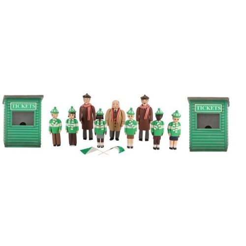 190. The Dryaw FC Coach, Linesmen, Six Supporters and Ticket Offices ### THOMAS & FRIENDS (TV SERIES, 1984-2008)