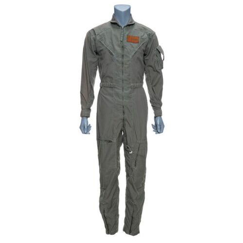 75. Gabe Walker's (Sylvester Stallone) Production-Made Helicopter Jumpsuit ### CLIFFHANGER (1993)