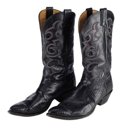97. Drake Hogestyn's Cowboy Boots ### DAYS OF OUR LIVES (1965-PRESENT)