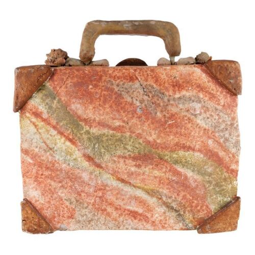 151. Cliff Vandercave's (Kyle MacLachlan) Briefcase ### THE FLINTSTONES (1994)
