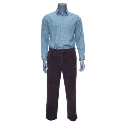 174. Sean Maguire's (Robin Williams) Screen-Matched Therapy Costume ### GOOD WILL HUNTING (1997)