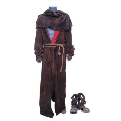 219. Karl "The Street Preacher" Honig's (Dolph Lundgren) Costume ### JOHNNY MNEMONIC (1995)