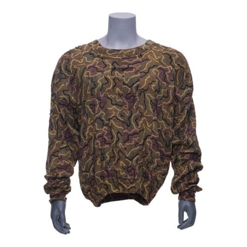 278. George Talbot's (Michael McKean) Screen-Matched Lodge Sweater ### MEMOIRS OF AN INVISIBLE MAN (1992)