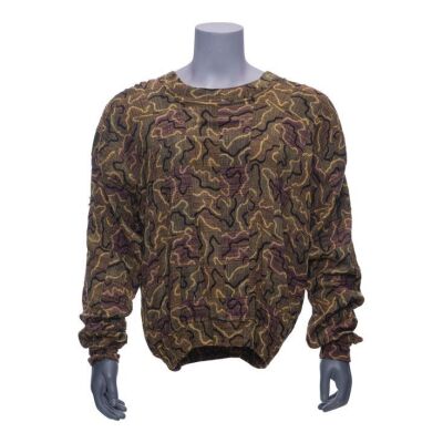 278. George Talbot's (Michael McKean) Screen-Matched Lodge Sweater ### MEMOIRS OF AN INVISIBLE MAN (1992)