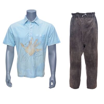 313. Sylvester Stallone-Autographed Shirt with John Rambo's Pants ### RAMBO: FIRST BLOOD PART II (1985)
