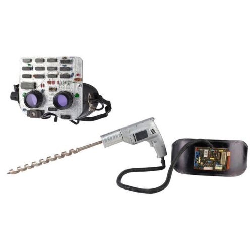 376. Planet Hollywood Collection: Water and Power Soldier Goggles with Drill Gun and Belt ### TANK GIRL (1995)