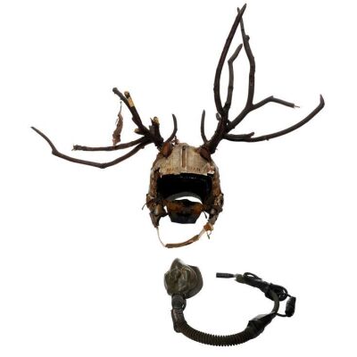 197. Dominic "Mailman" Farnham's (Ryan Styles) Screen-Matched Antler-Stylized Distressed Flight Helmet ### HOT SHOTS! (1991)