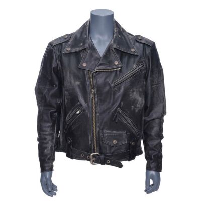 142. Charles Piper's (Laurence Fishburne) Leather Jacket ### FLED (1996)
