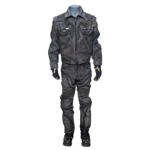 258. Major Don West's (Matt Leblanc) Screen-Matched Bubble Fighter Suit Costume with Stunt Boots ### LOST IN SPACE (1998)