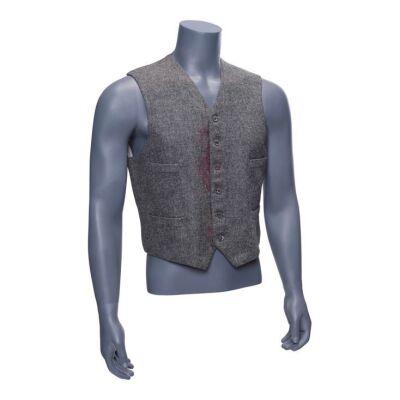 115. Planet Hollywood Collection: Professor Abraham Van Helsing's (Laurence Olivier) Bloodied Vest ### DRACULA (1979)